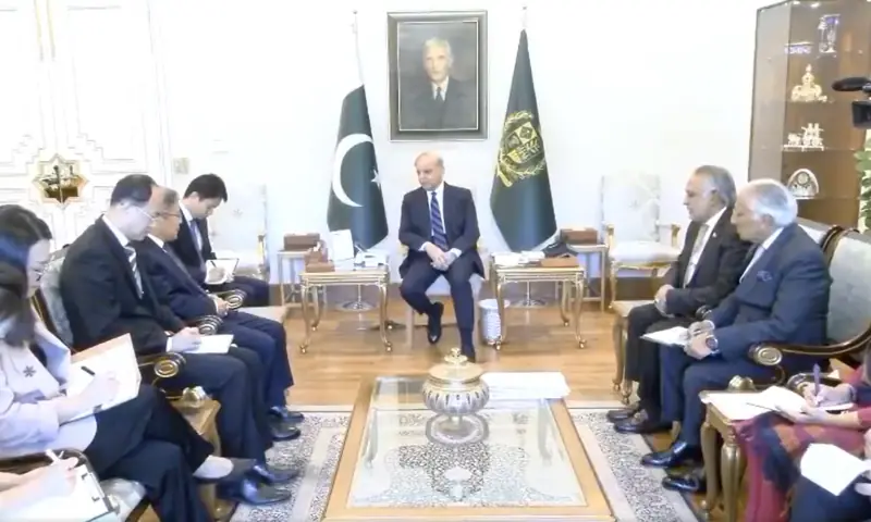 PM Shehbaz highlights Pakistan’s role in Middle East de-escalation in meeting with Chinese envoy