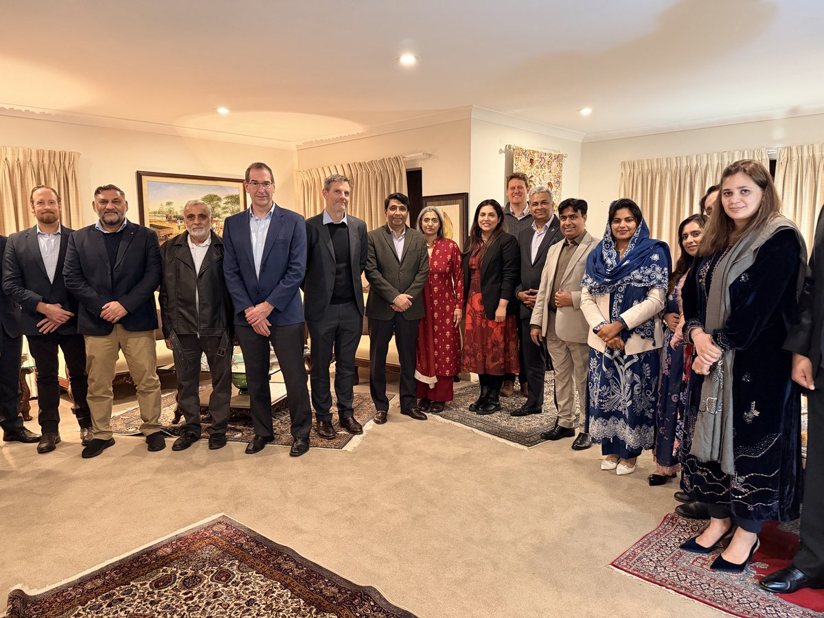 Pakistan High Commissioner Irfan Shaukat hosts a delegation in Australia to advance cooperation on biosecurity, agricultural innovation, and sustainable farming.