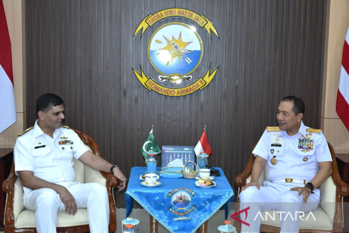 The Indonesian and Pakistani navies have reached an agreement to enhance maritime security collaboration and regional naval stability.