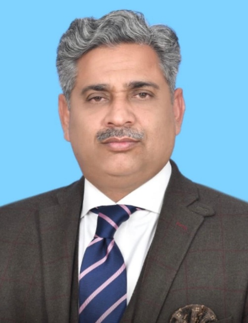 Prof. Dr. Raja Adnan Razzaq
