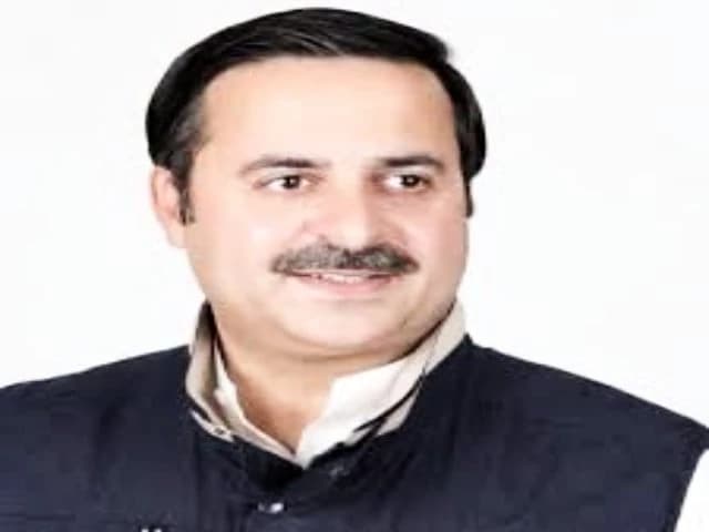 Pakistan, Malaysia seek deeper maritime cooperation with cadet exchanges, digital trade