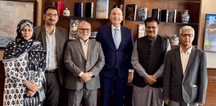 Australia and Pakistan are collaborating on agricultural research to improve climate resilience, water security and sustainable farming practices in Sindh.