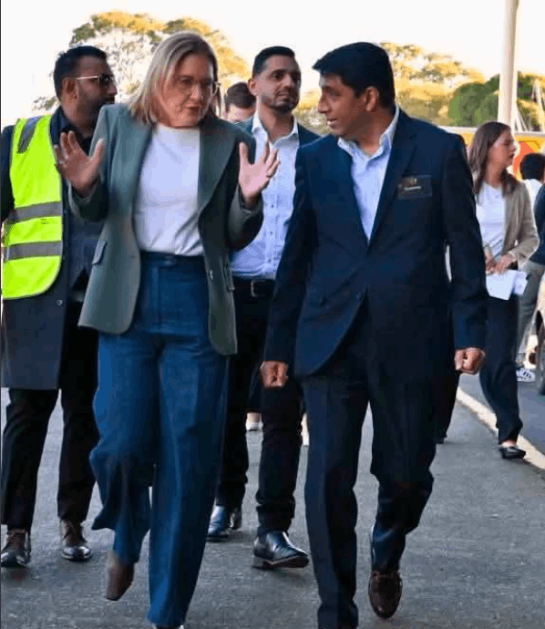 Pakistani Mango and Multicultural Food Festival in Melbourne achieves success with the Premier of Victoria attending as Chief Guest.