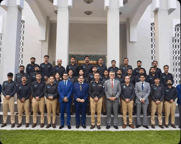 Ambassador Khalil Hashmi welcomed young ASPs from the National Police Academy to the Pakistan Embassy in China to brief them on the unique relationship between China and Pakistan.