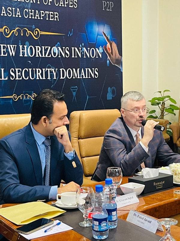 Russian enovy stresses strengthening people-to-people ties with Pakistan