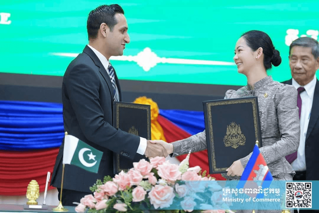 Signed MoU between Pakistan and Cambodia to establish the Joint Trade Committee 