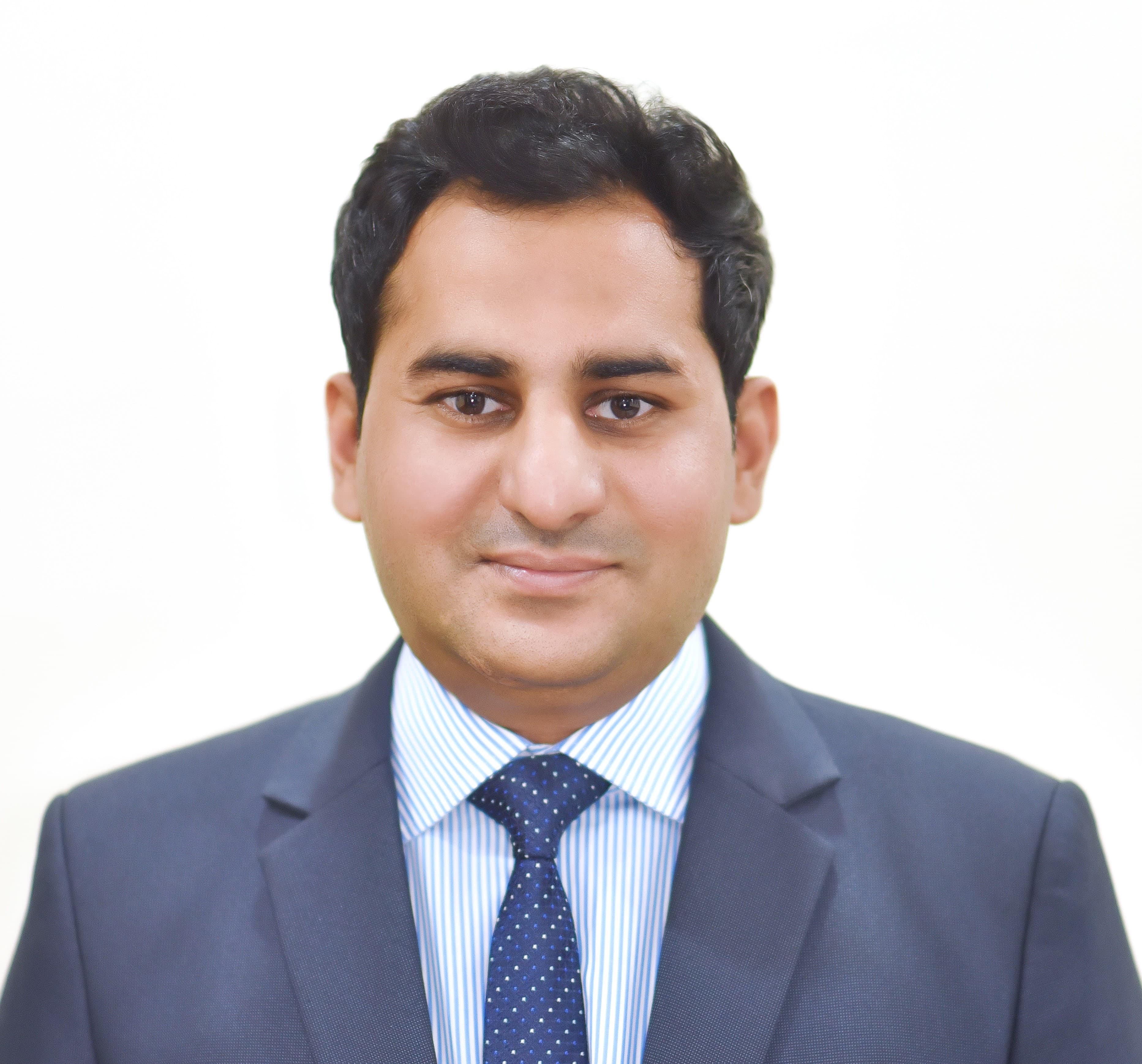 Dr. Arslan Rafi