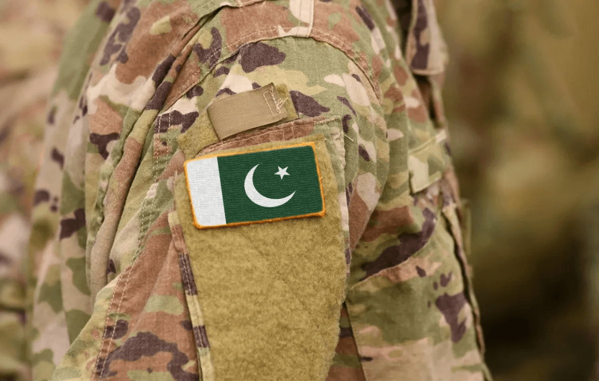 Japan should start giving security aid to Pakistan